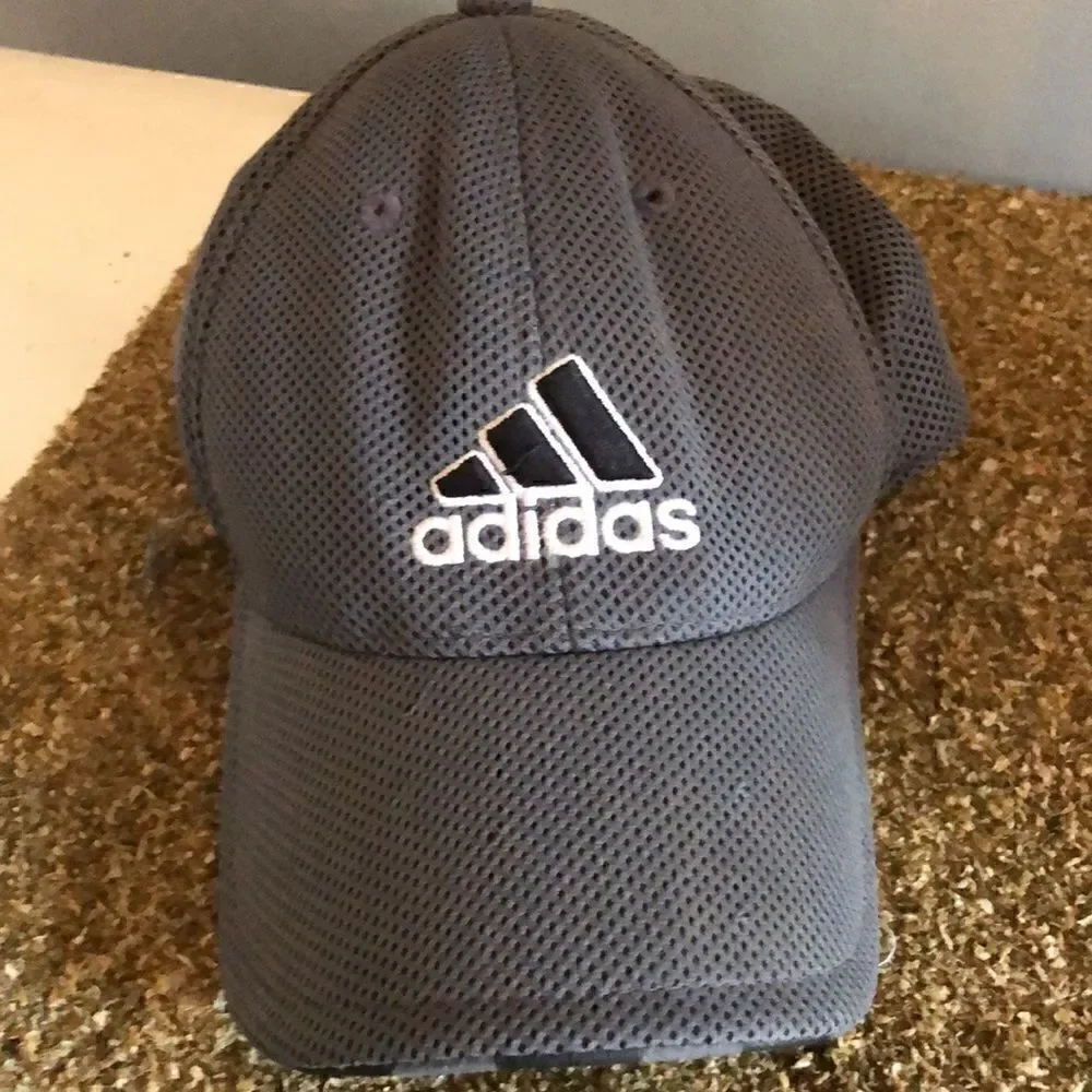 Kids Adidas boys size large fitted gray Adidas hat